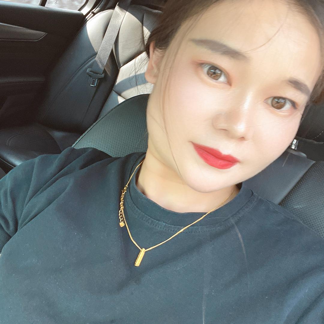 章章美女杂货铺18:00首播