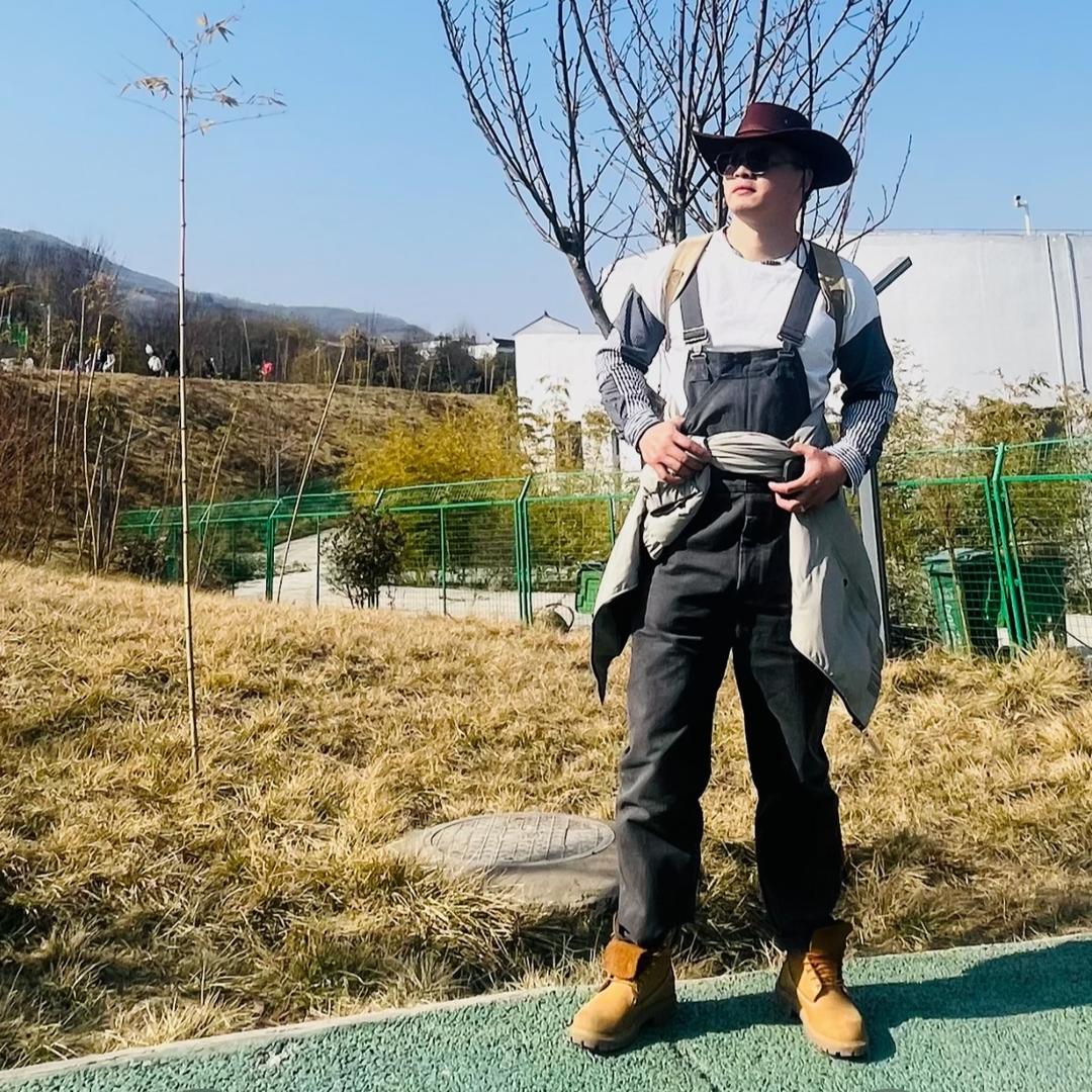 吃饭不看点丨云小二