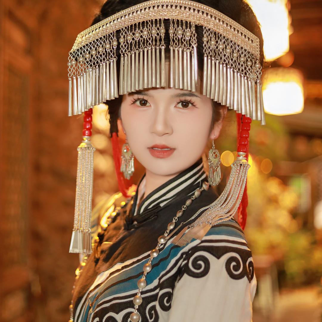 童小英