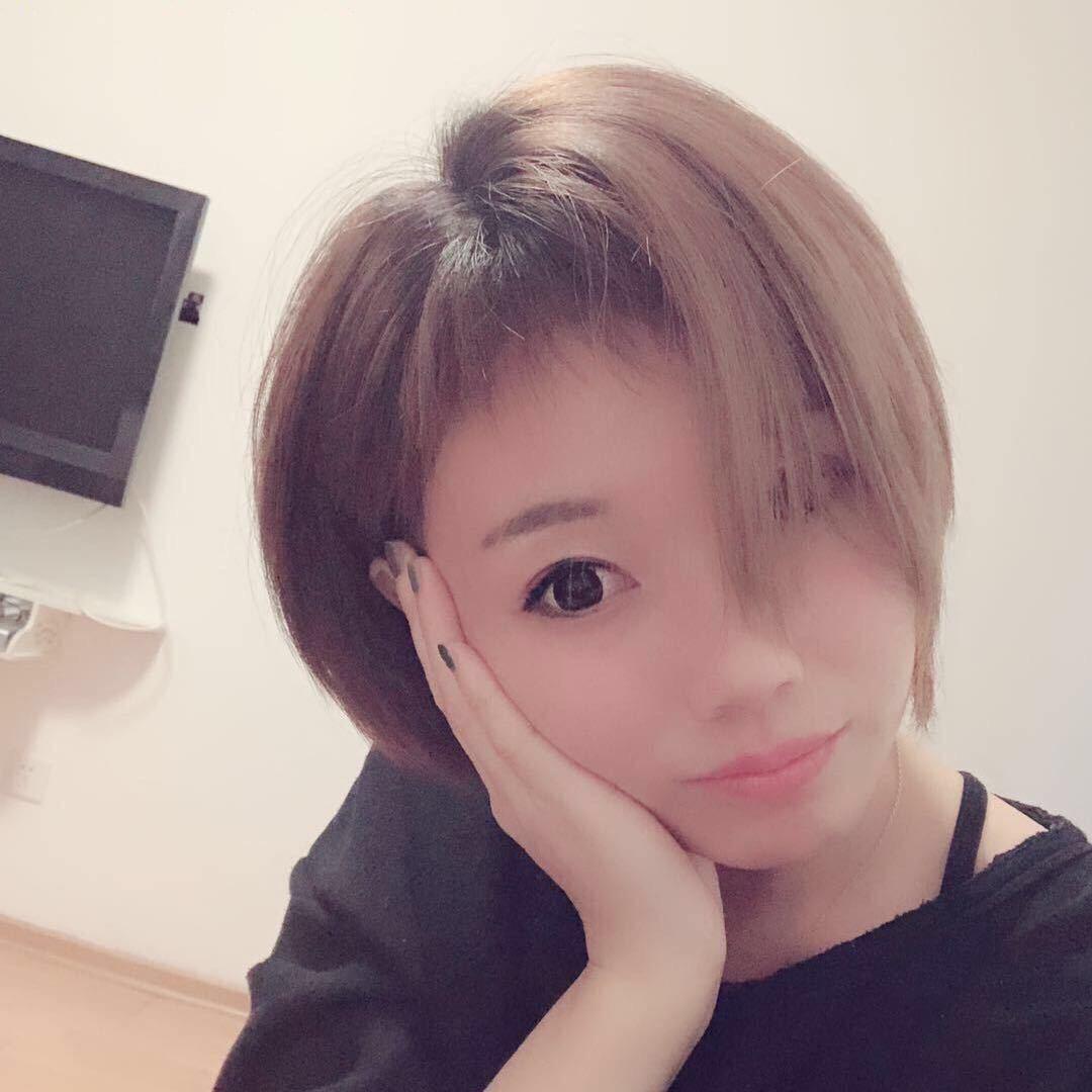 大牙姐