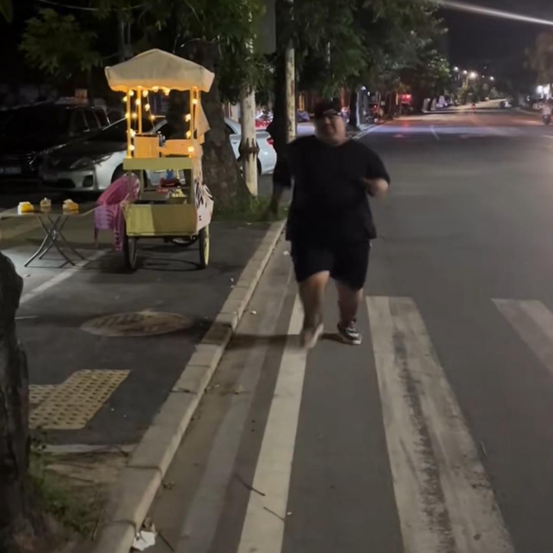 米奇伦