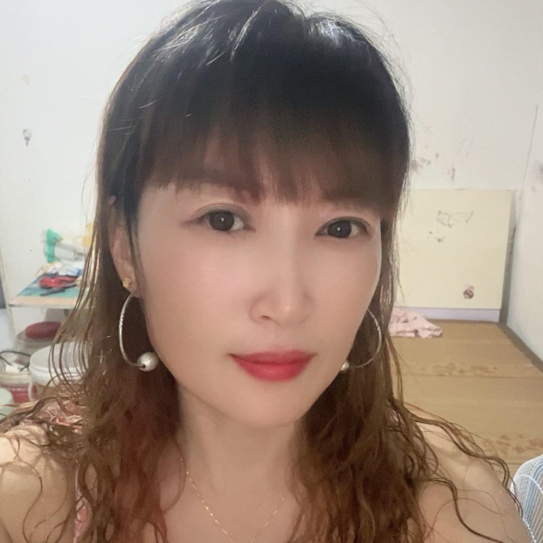 78年12月奔驰的骏马🦄，何容