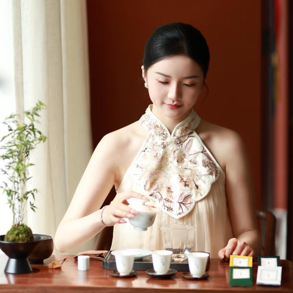 花森鸟茶饮