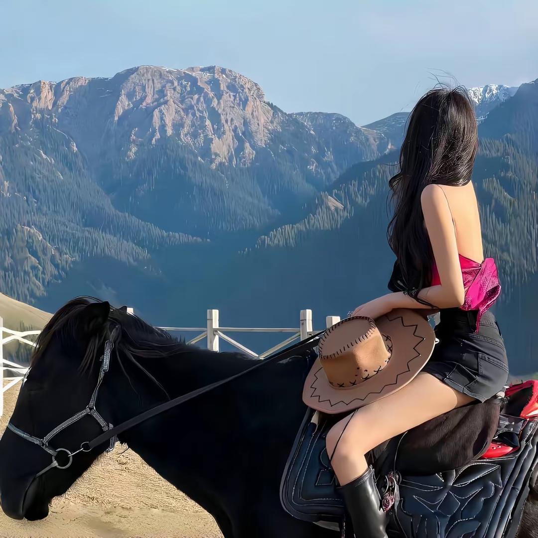 ʰᵉˡˡᵒ𝙠𝙞𝙩𝙩𝙮.