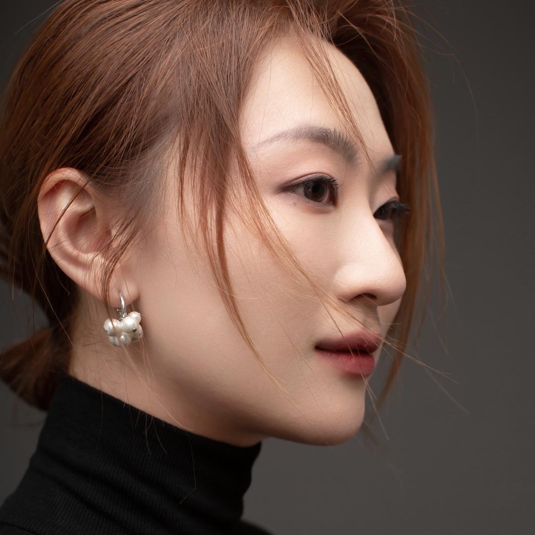 旅意女高音李梦石别买了