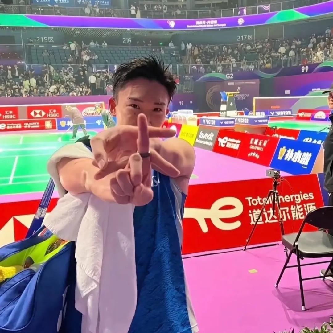 尤尼克斯
