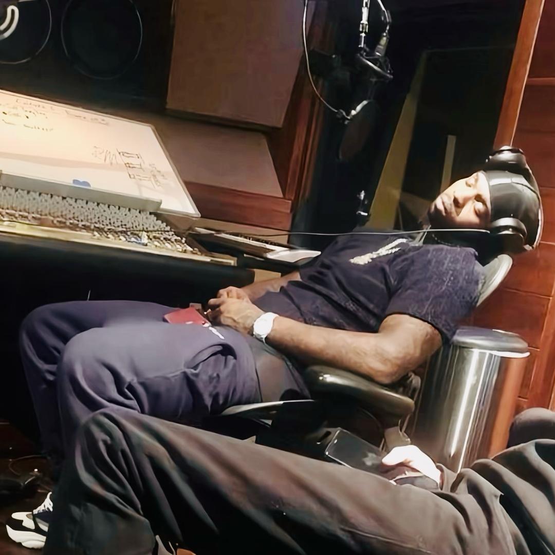 𝒜𝓈𝒽𝒾𝓉𝑜