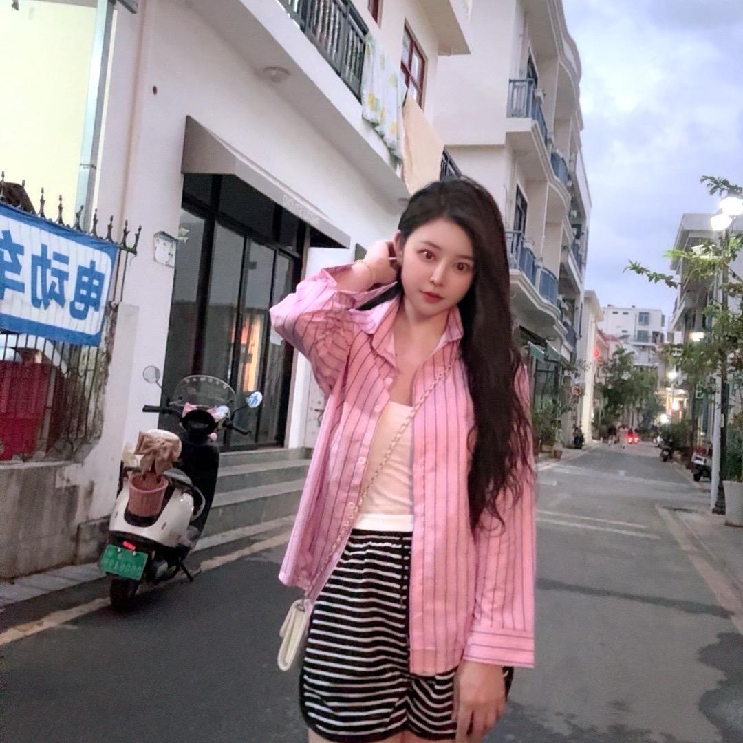 张芸菲