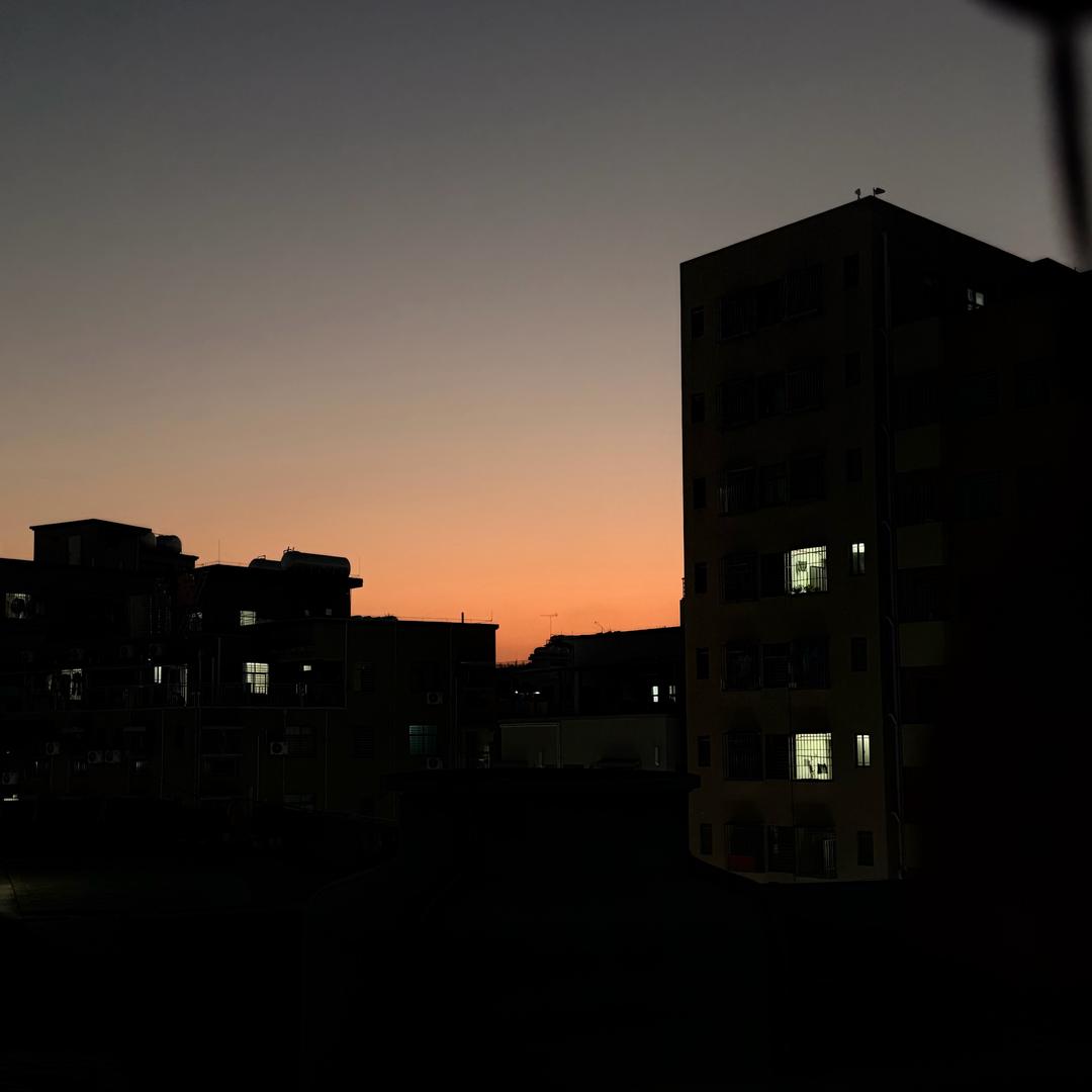 -Aurora
