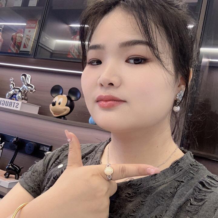 是艺馨妈吖～