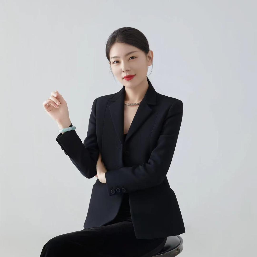 二姐华蒂欲倾城高端定制女装
