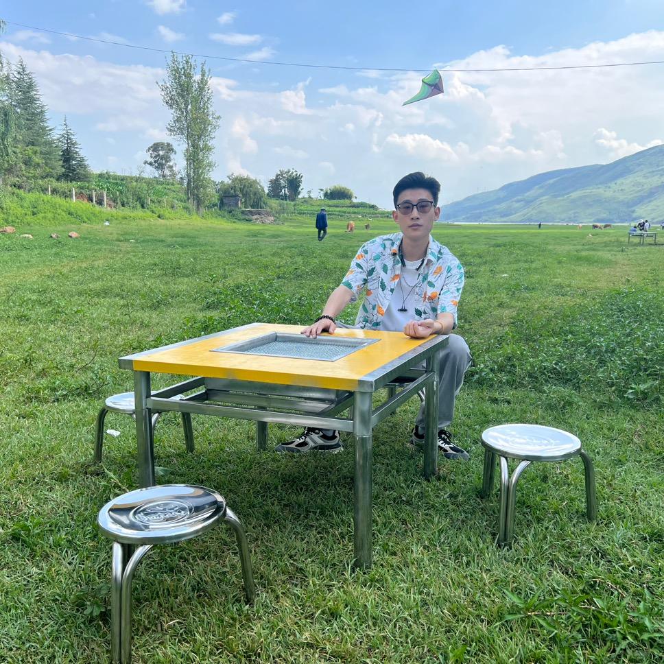 十三红家具厂