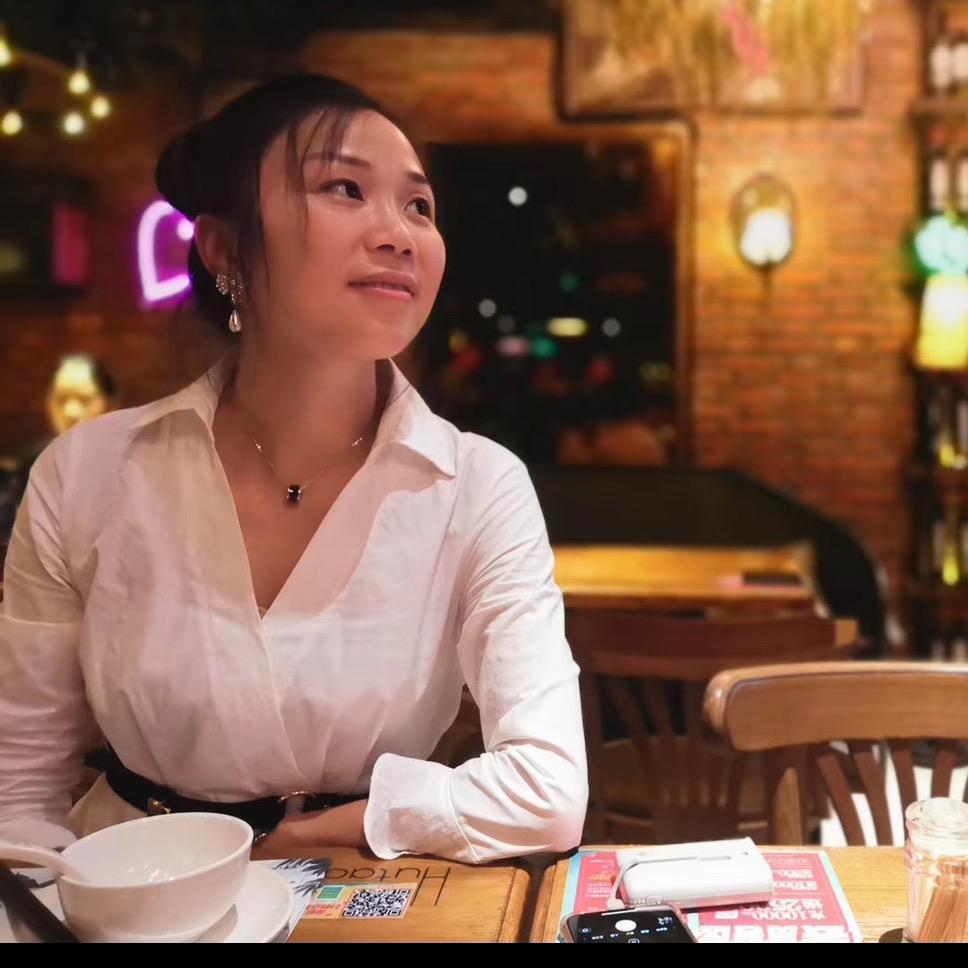 湘塑李小姐