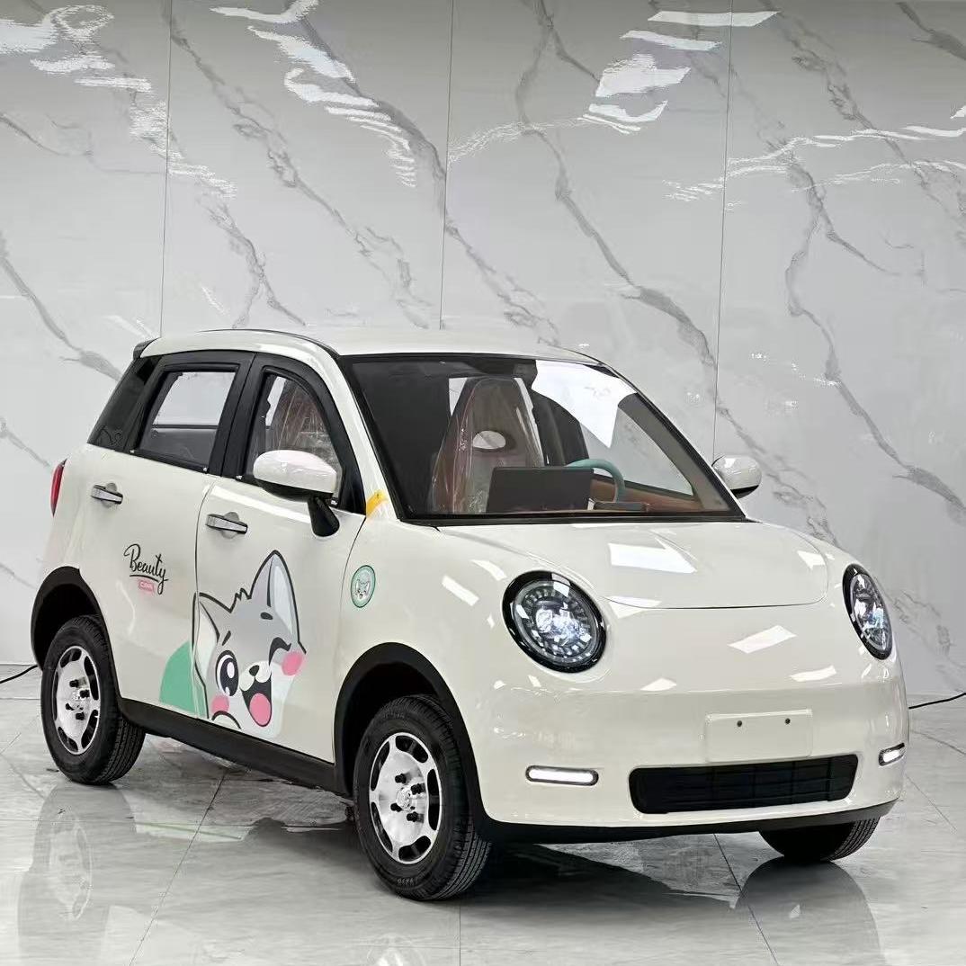 全封闭三轮车