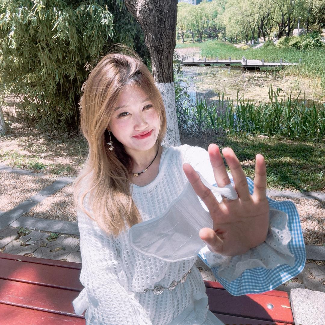 瑶瑶不吃菜_
