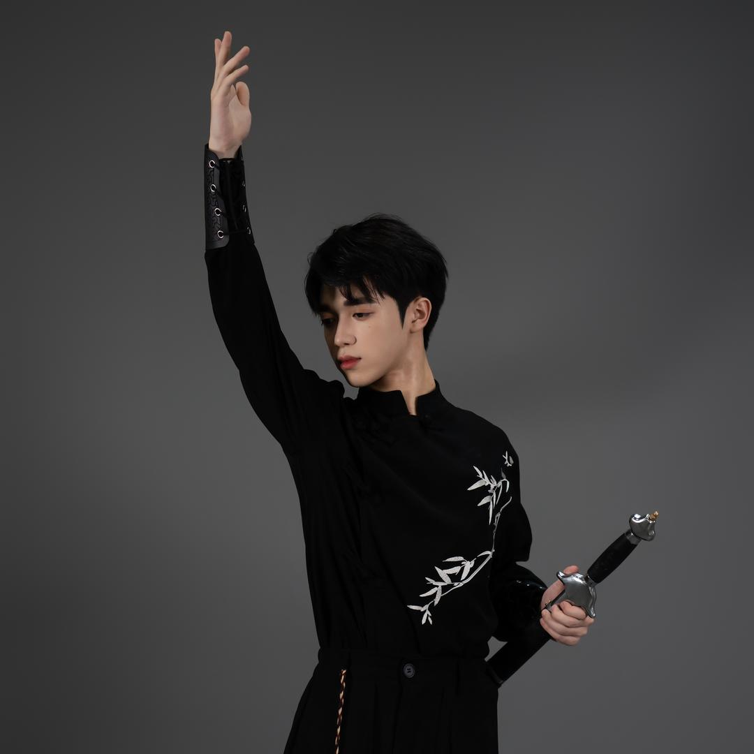 李卓伦Jaron