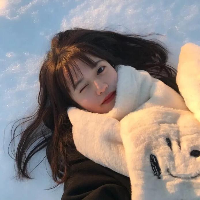 倾世高端设计师穿搭