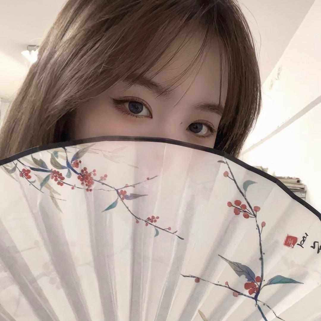 小婧语声伴年糕🎼