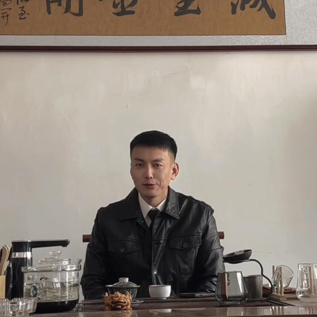 小李精品二手车。