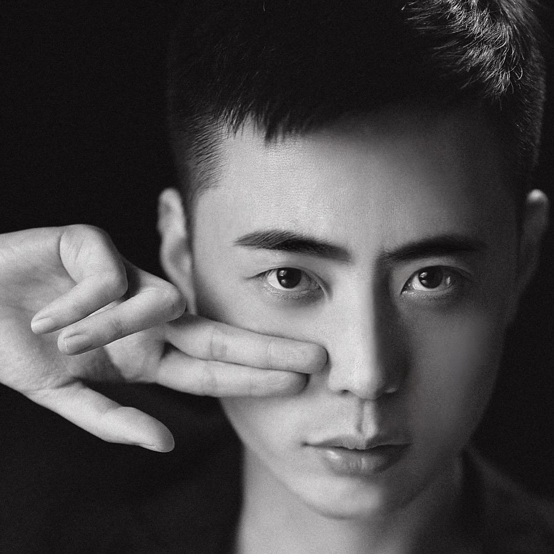 听海🎙️