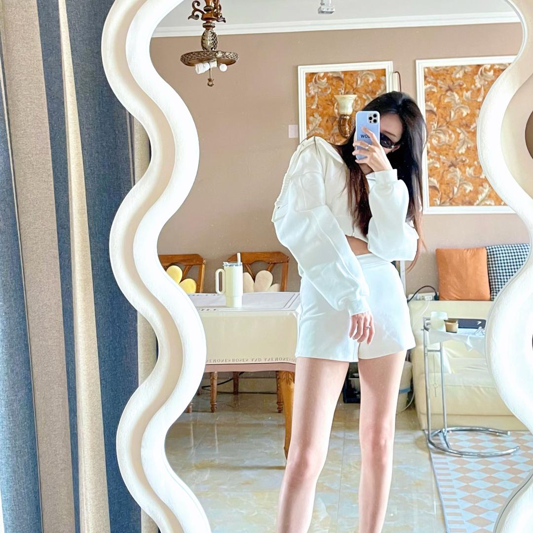 🍓草莓乌龙茶🥨