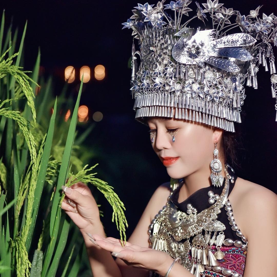 彩玲来了