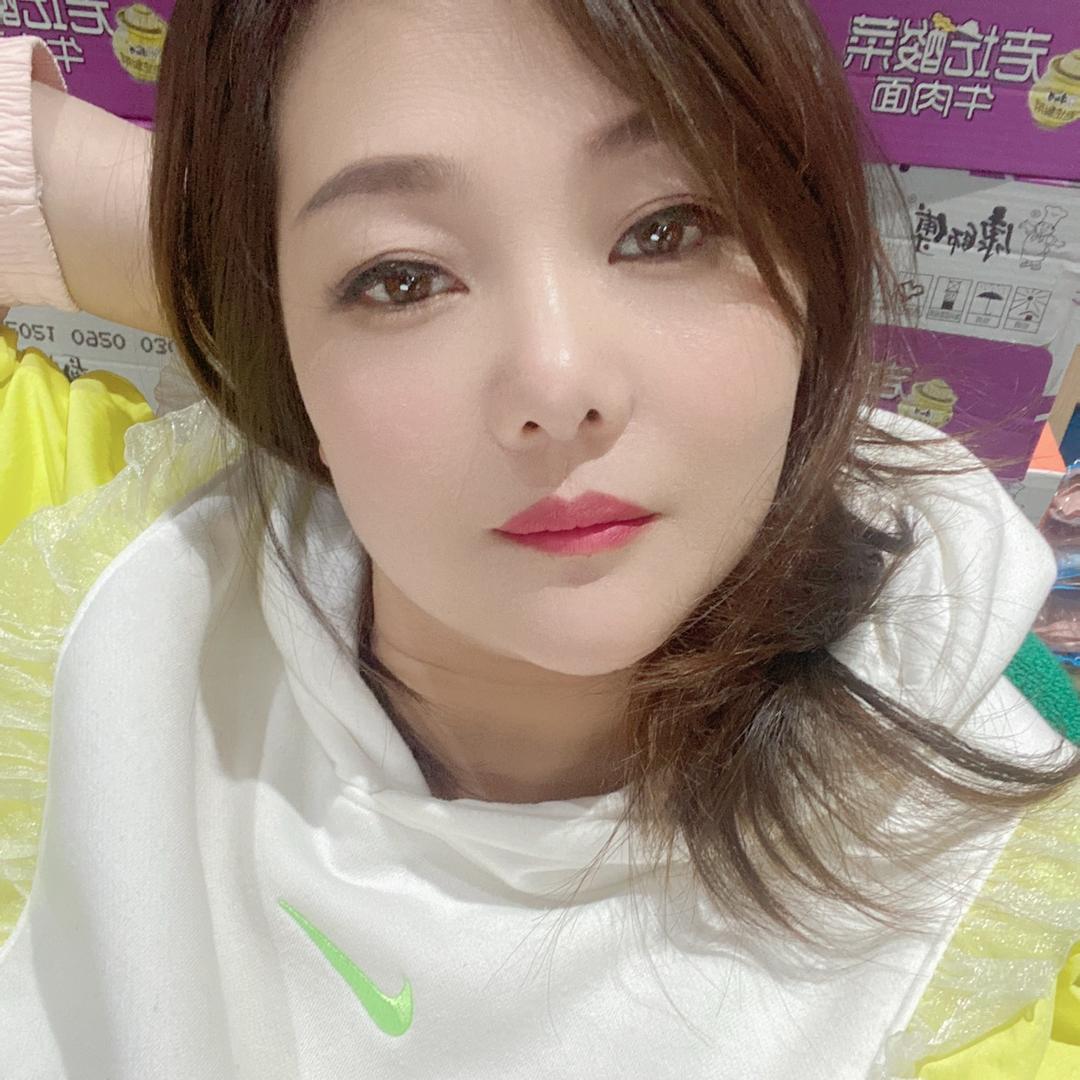 请叫我四姐
