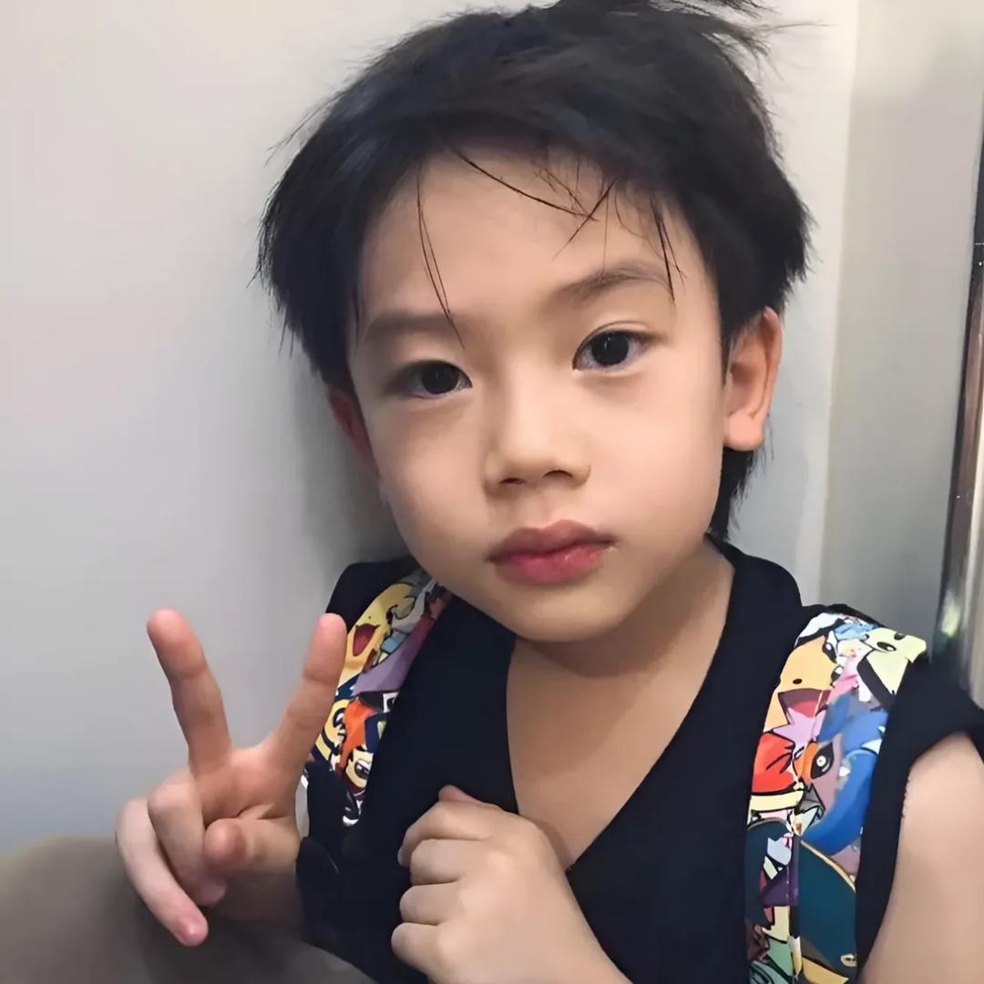小谢勇敢飞