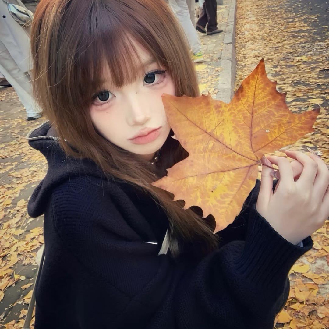 七七