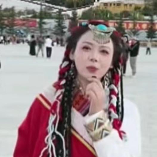 御隆湾邓永红