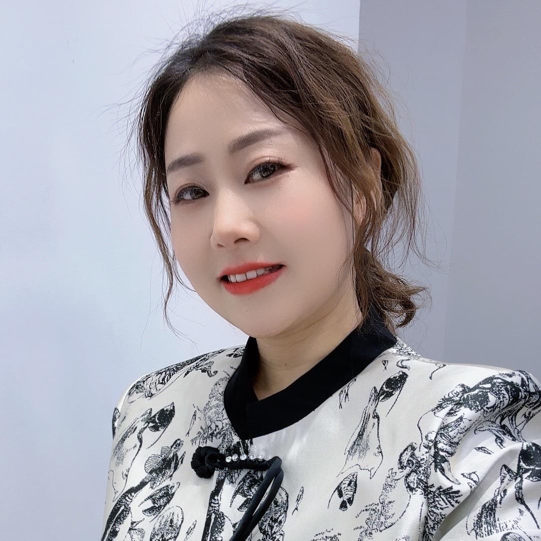 上海佐蔓 小小女装批发