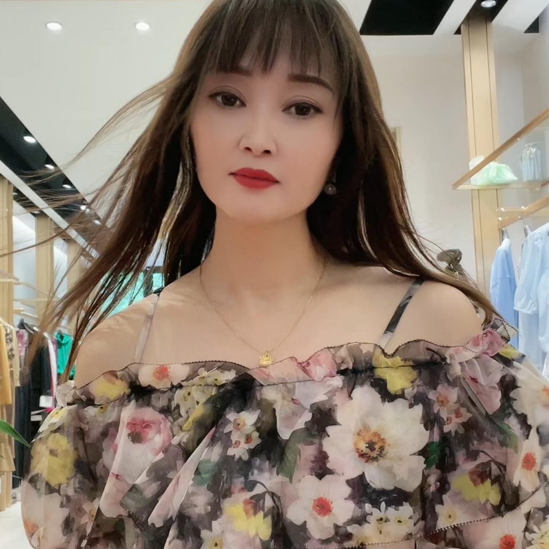 小小慧🎤爱唱歌