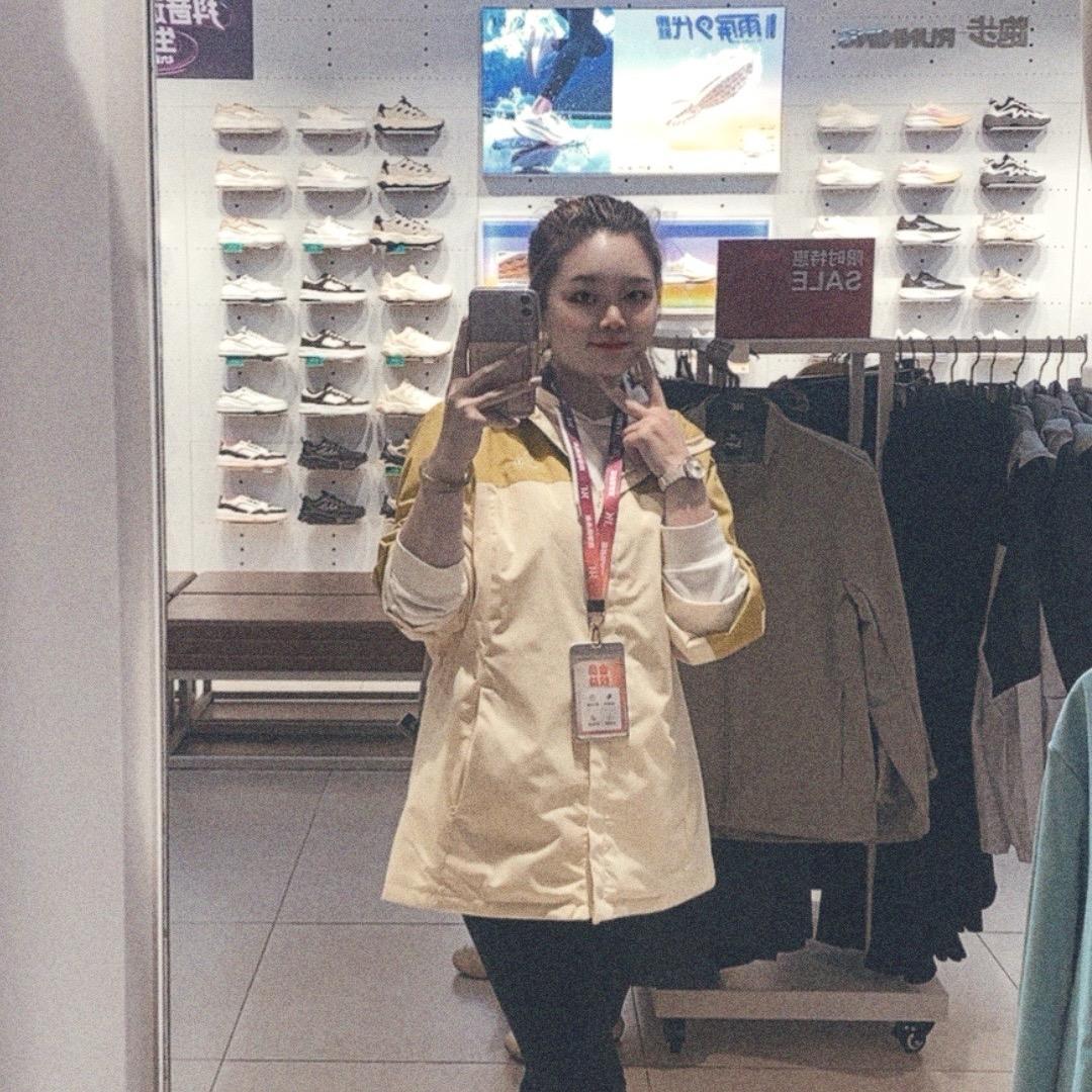 嘉兴姚氏广场店小张