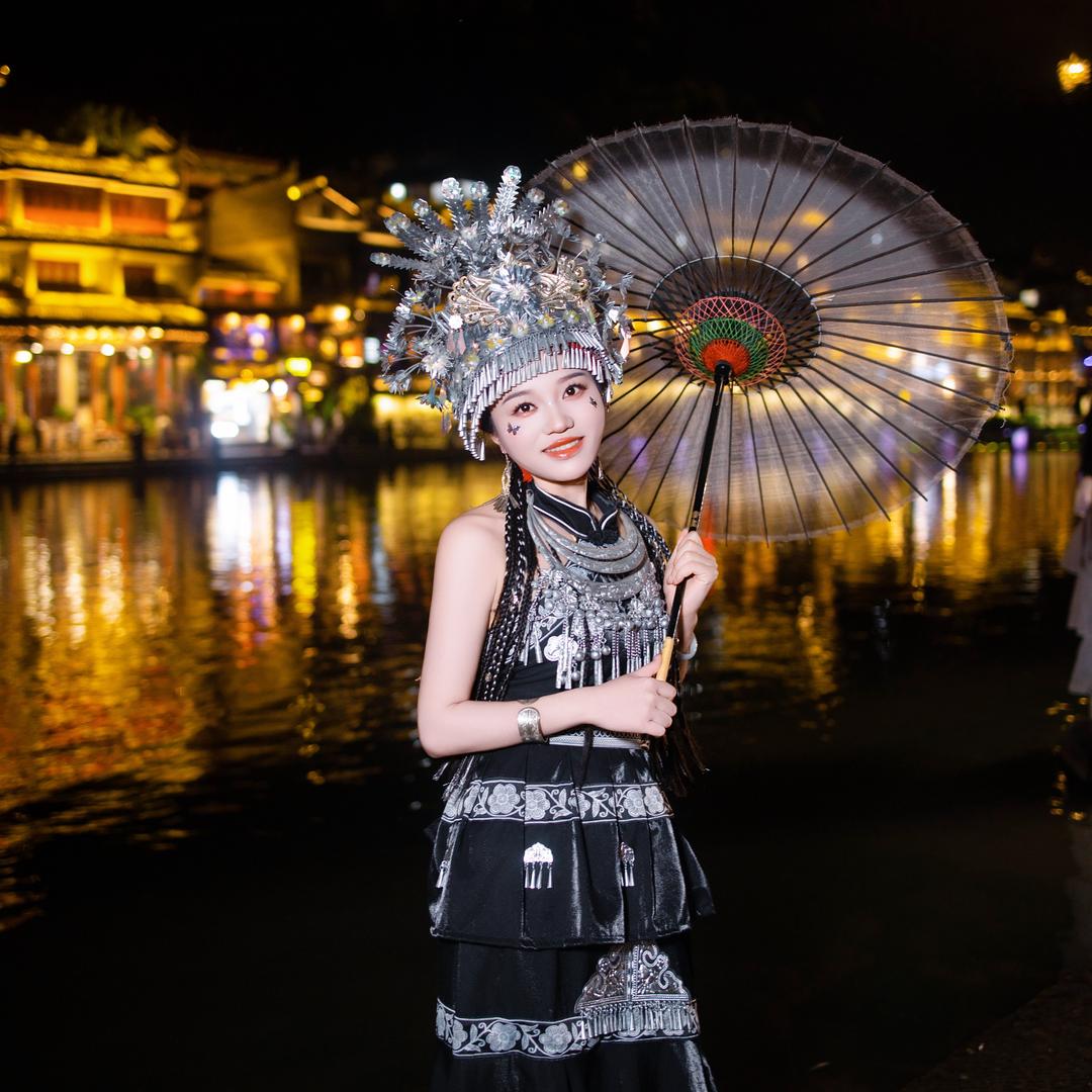 水果妹转行《服装》.贵州