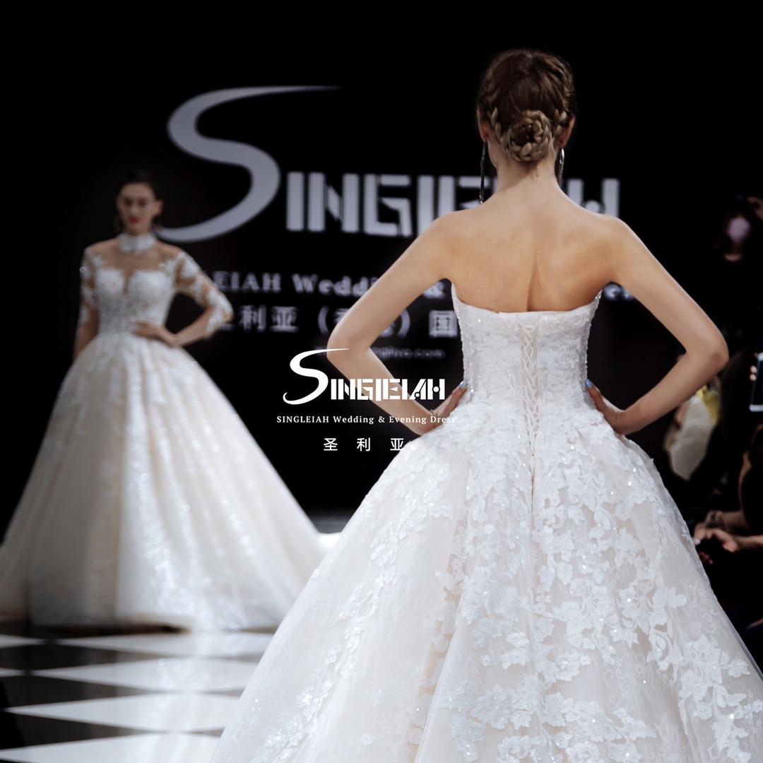 圣利亚婚纱礼服