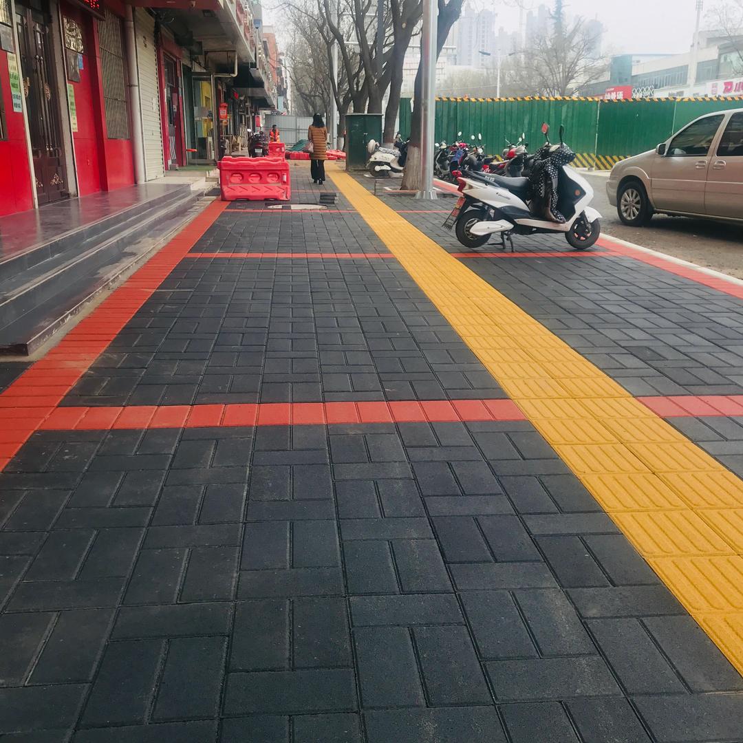 焦作郑州晋城生产销售道牙石透水砖水泥盖板