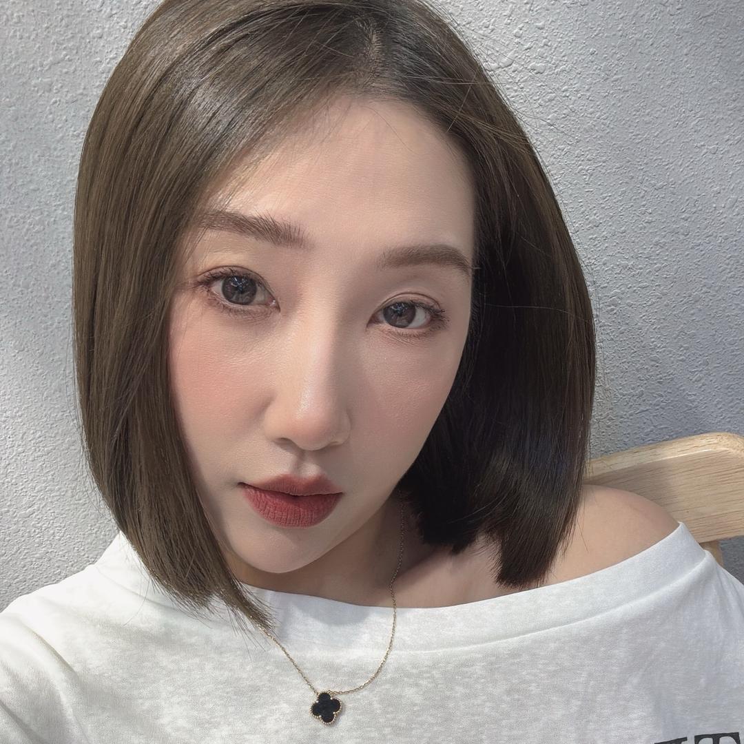 昆明晨美工艺商贸有限公司
