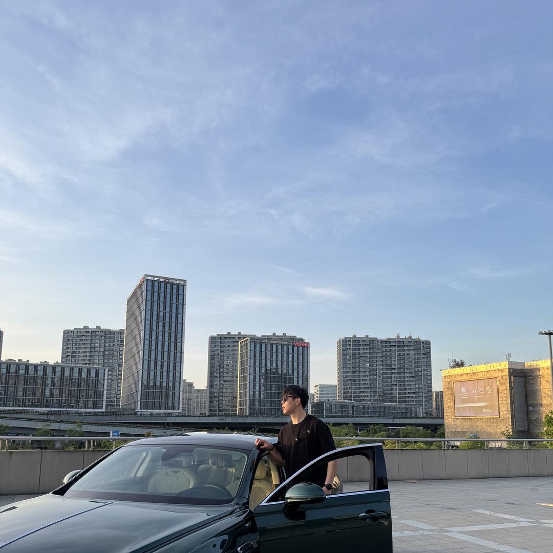 晶星名车（丁少）