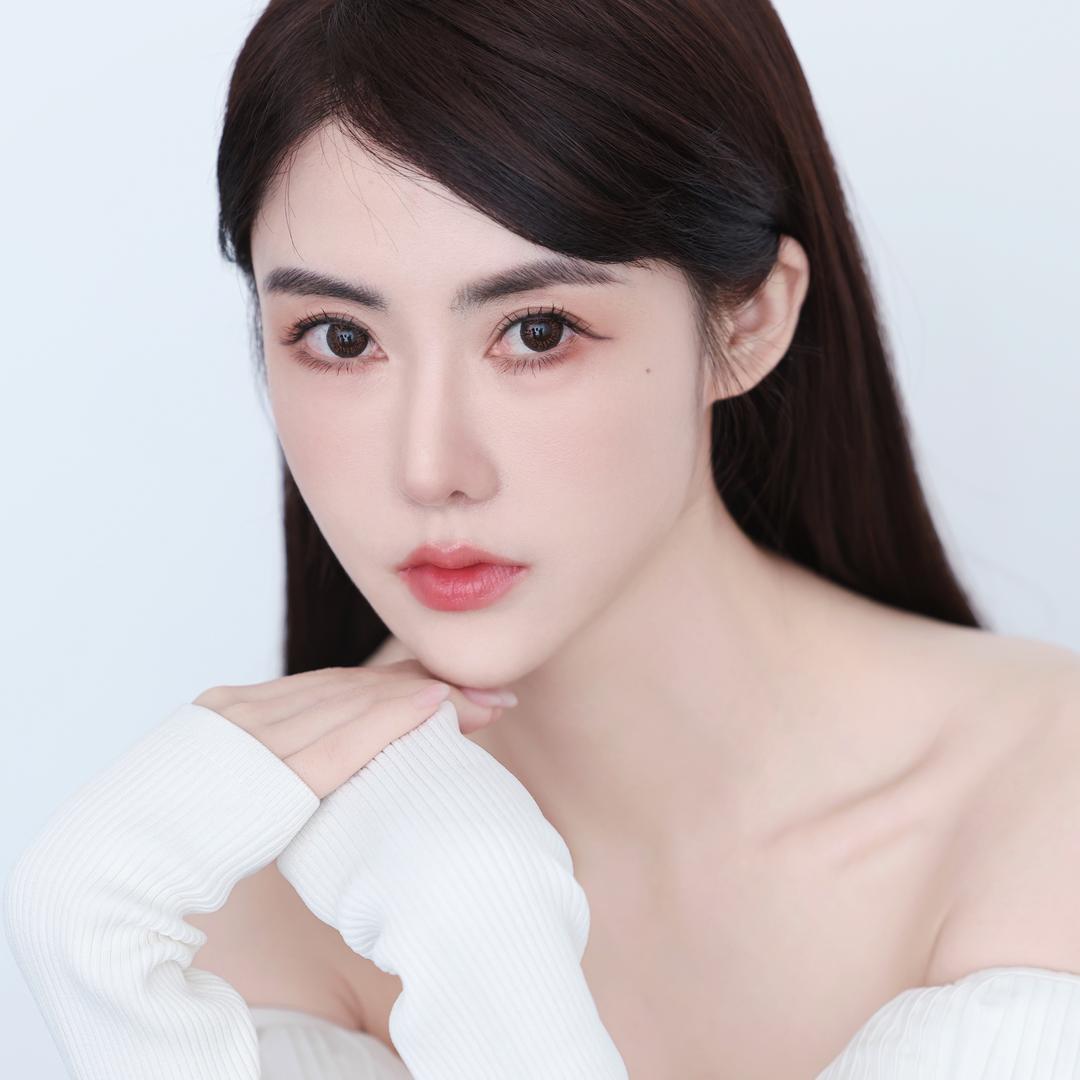 吴宥萱Sena