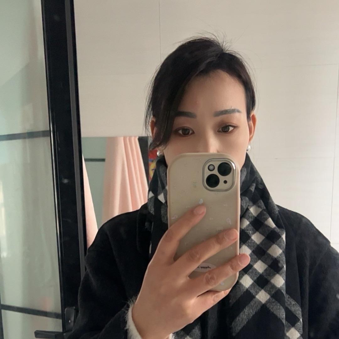 鸿运大姐（刷腹中）