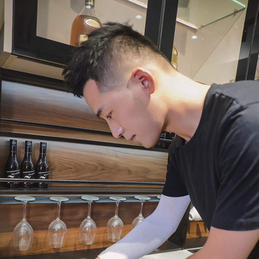 苏老舅赤县麻辣烫