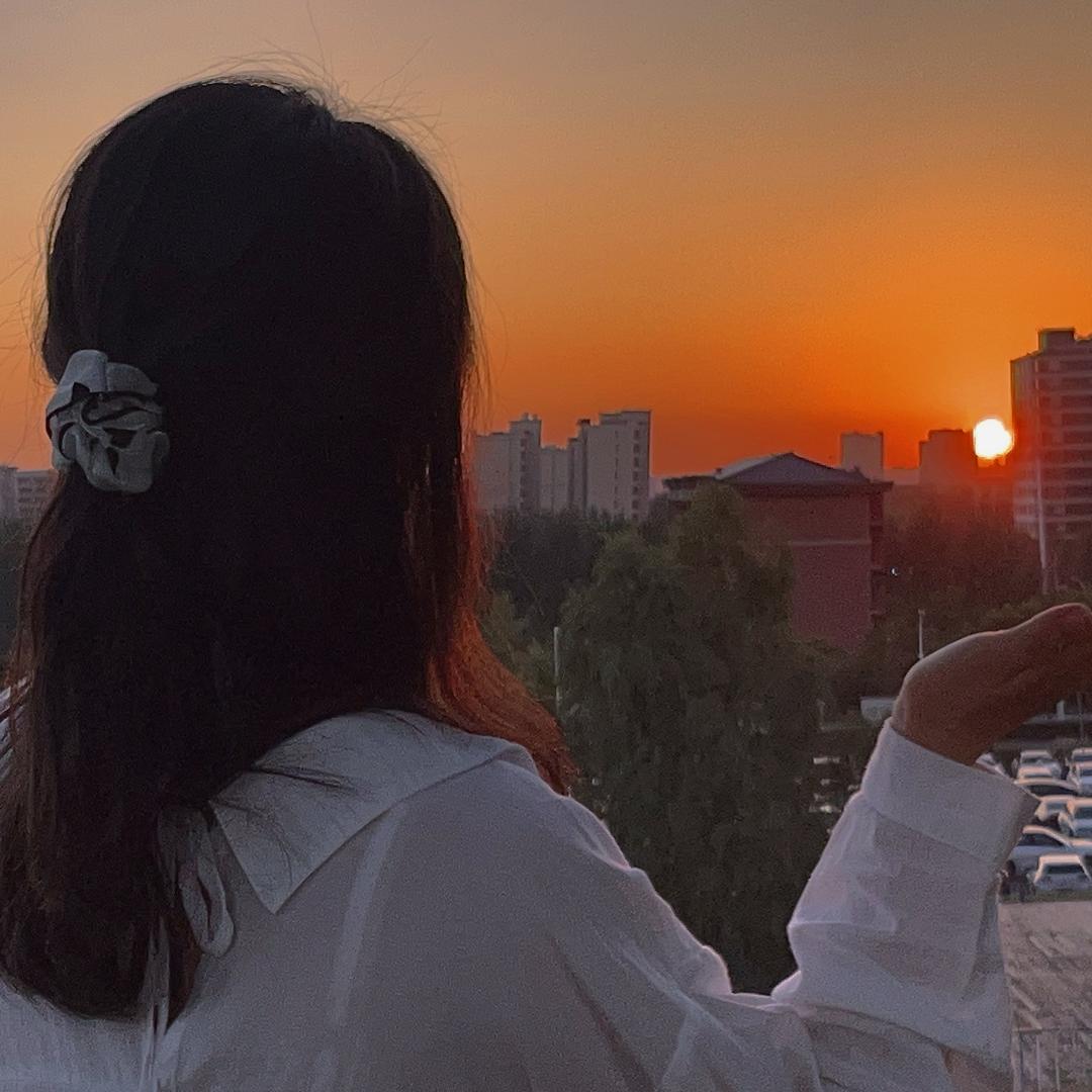 热爱生活的迪迪