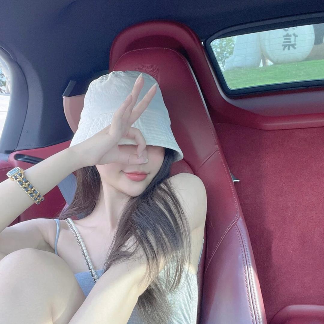 王三三🦭