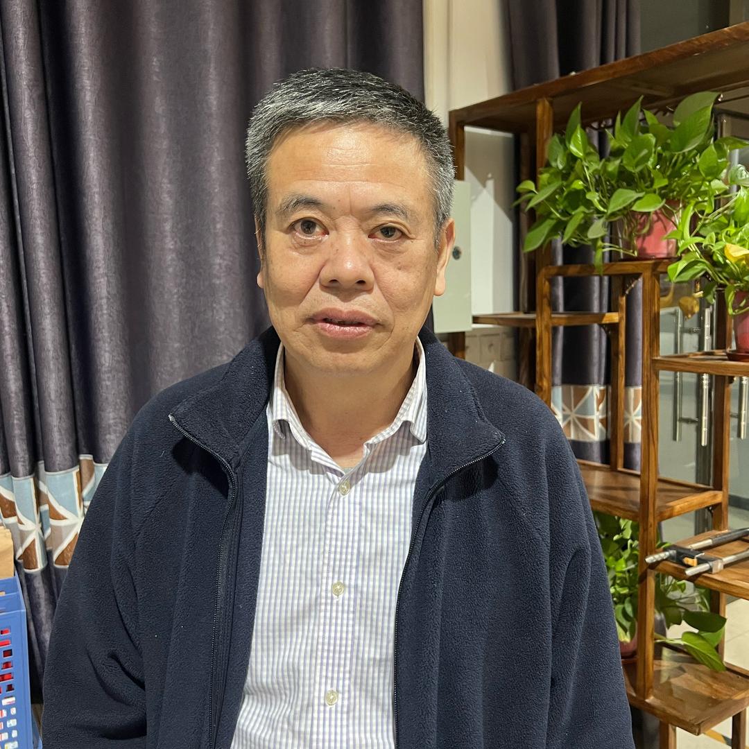 吴先生