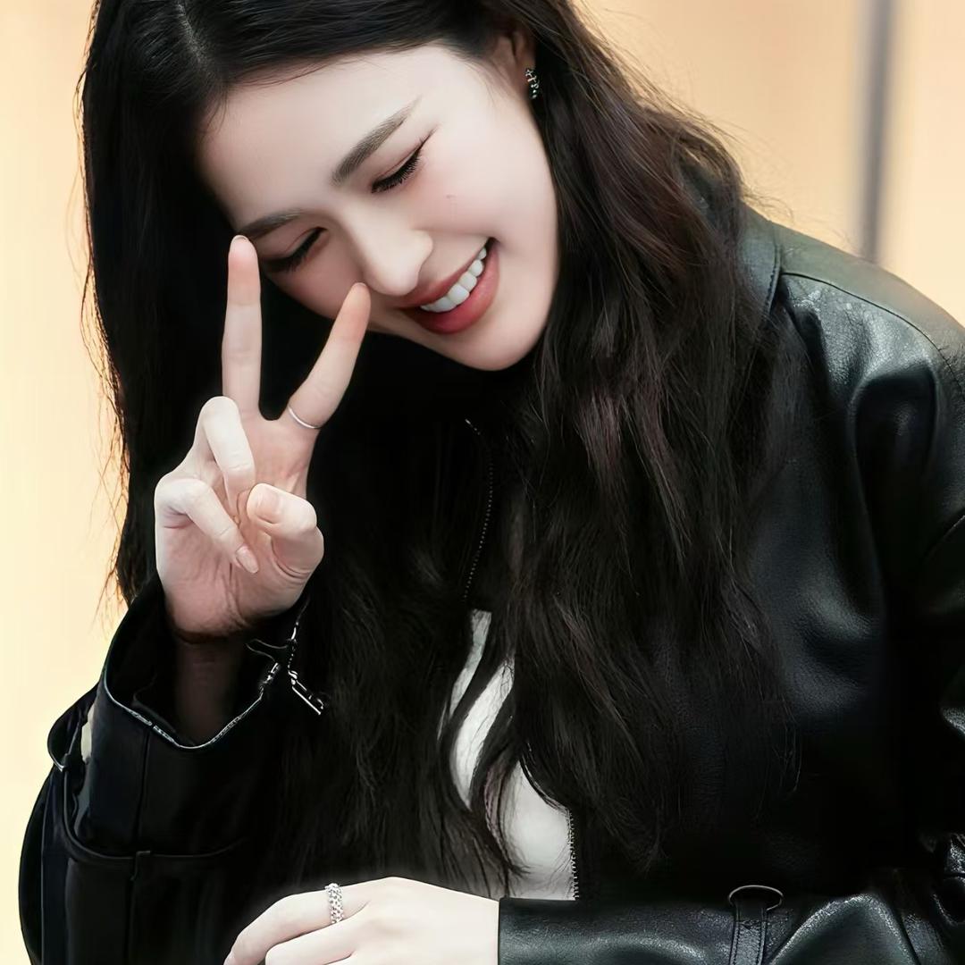 ที่รัก00K 《见过邝玲玲七次》