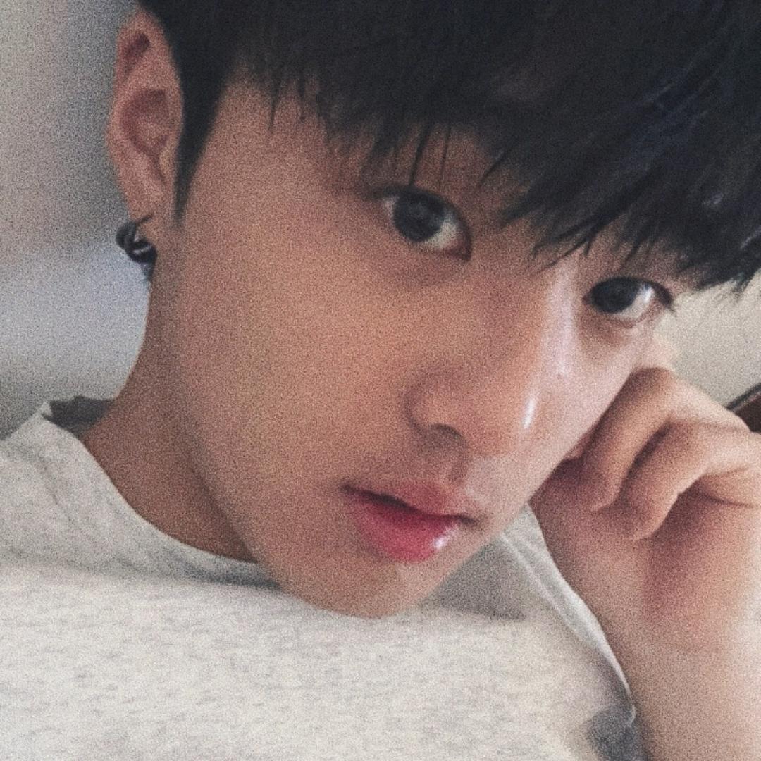 老鸿💤