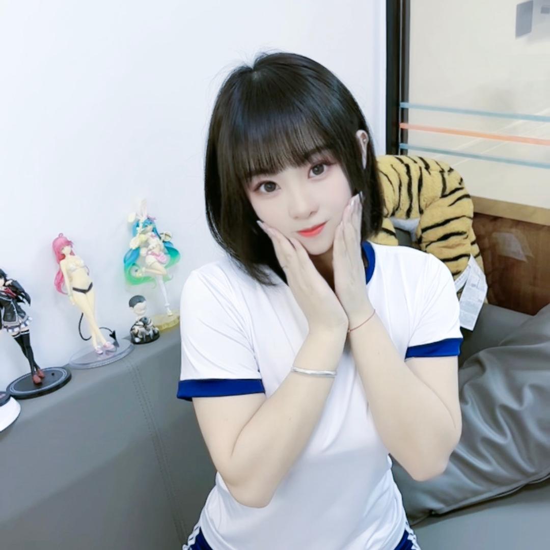 躺躺鸭🐣