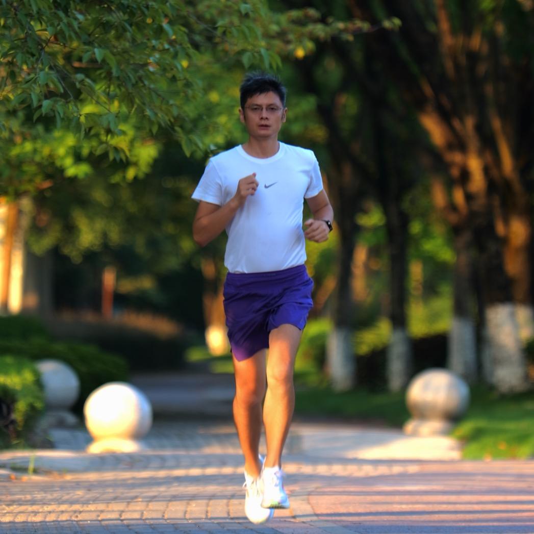 橘子在奔跑