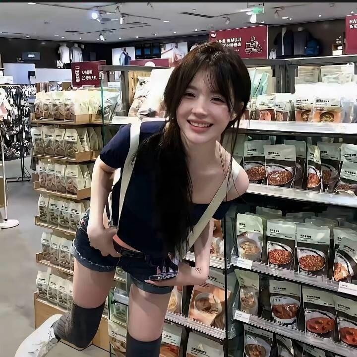失眠小猫.