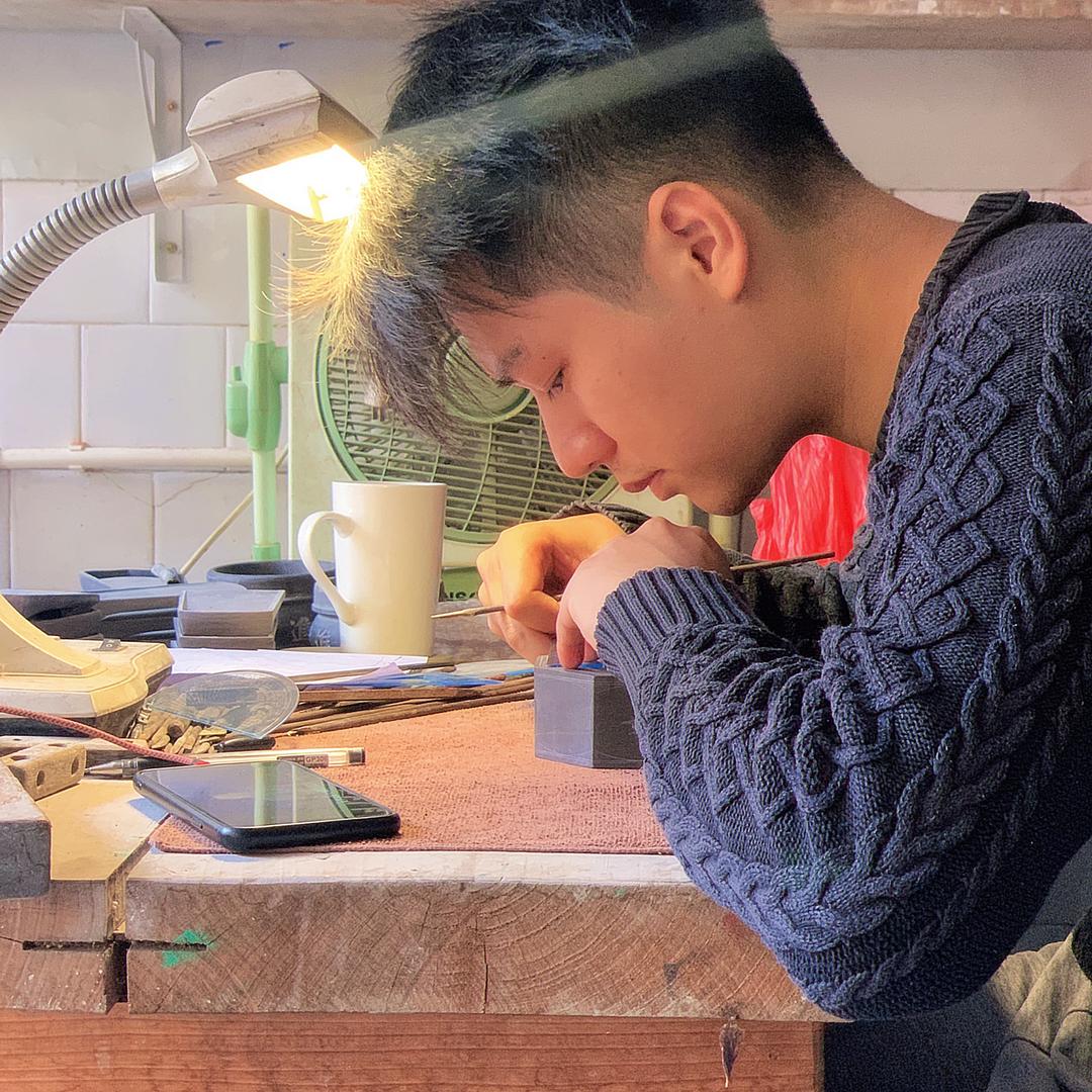 黄磊峰制砚工作室